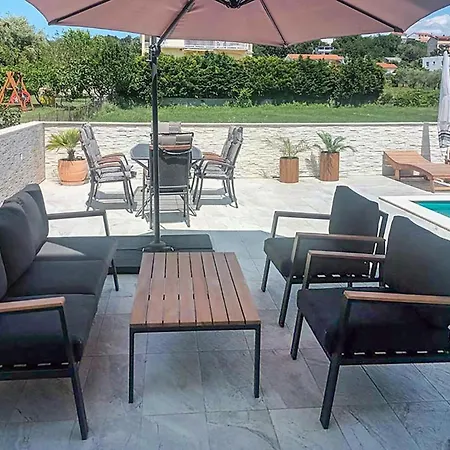 2 Bedroom Amazing In * لوبار